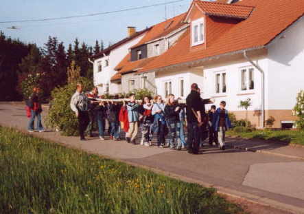 Maibaumsetzen